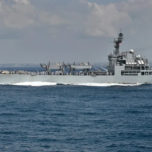 وكالة فارس: شركة النفط الوطنية تنفي ارتباط ناقلات نفط بإيران احتجزتها الهند