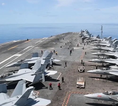 واشنطن تنقل أكثر من 50 مقاتلة إلى الشرق الأوسط في 24 ساعة