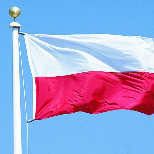 بولندا تحث مواطنيها على مغادرة ايران فورًا