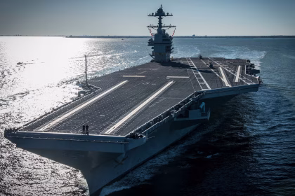 حاملة الطائرات الامريكية "جيرالد فورد" تبحر قبالة سواحل المغرب نحو الشرق الأوسط