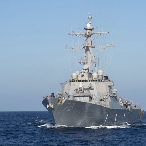 المدمرة الأميركية "يو إس إس ماهان" تدخل البحر المتوسط