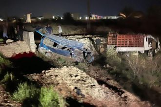 بالصور.. إصابة 10 أشخاص بحادث سير على الطريق الرابط بين الوجيهية والمقدادية بديالى