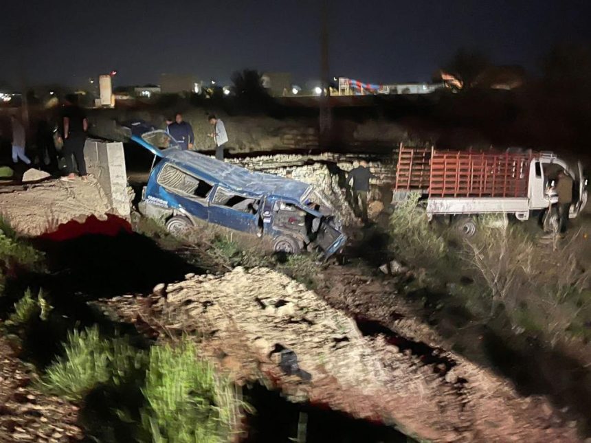 بالصور.. إصابة 10 أشخاص بحادث سير على الطريق الرابط بين الوجيهية والمقدادية بديالى