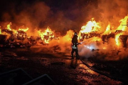 الجيش الأوكراني: استهدفنا بالصواريخ مصنعا عسكريا في مدينة أودمورتيا الروسية