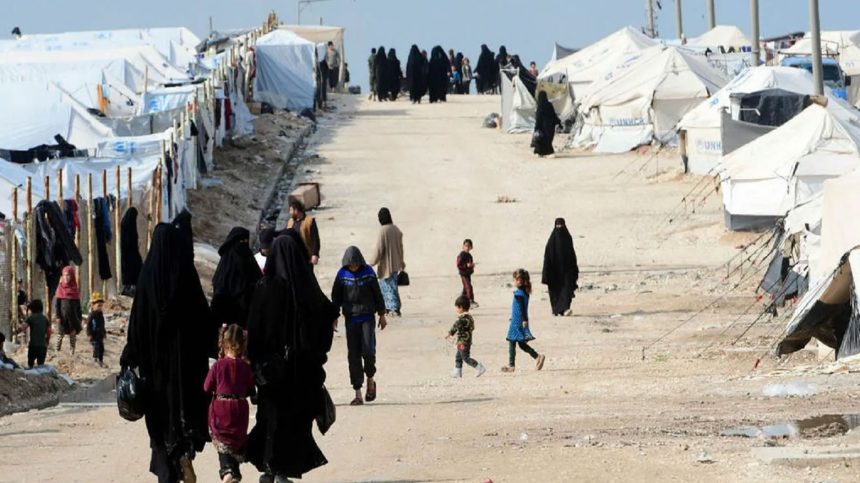 أستراليا تنفي اعتزامها إعادة عائلات عناصر تنظيم داعش من مخيم سوري