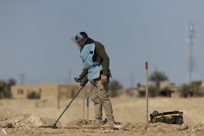 البيئة: العراق ملتزم بإزالة الألغام والمخلفات الحربية بحلول 2028