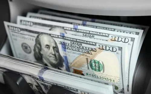 ارتفاع طفيف في اسعار صرف الدولار مع الاغلاق