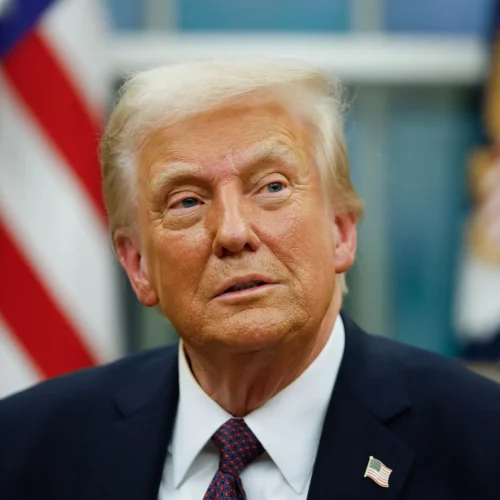 أكسيوس: المساعي الحالية فرصة أخيرة لطهران وترامب قد يأمر بتوجيه ضربة لإيران