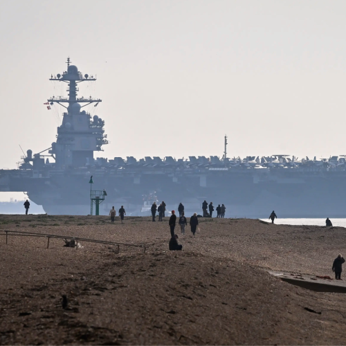 وول ستريت جورنال: احباط وانهاك بين بحارة حاملة الطائرات "جيرالد فورد"‏ بعد تمديد مهمتها