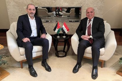 وزير الخارجية ونظيره الاردني يبحثان موقفي العراق والكويت بشأن إيداع الخرائط البحرية