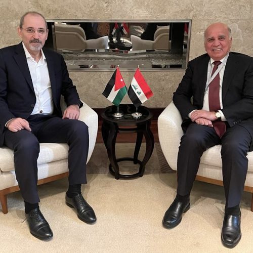 وزير الخارجية ونظيره الاردني يبحثان موقفي العراق والكويت بشأن إيداع الخرائط البحرية