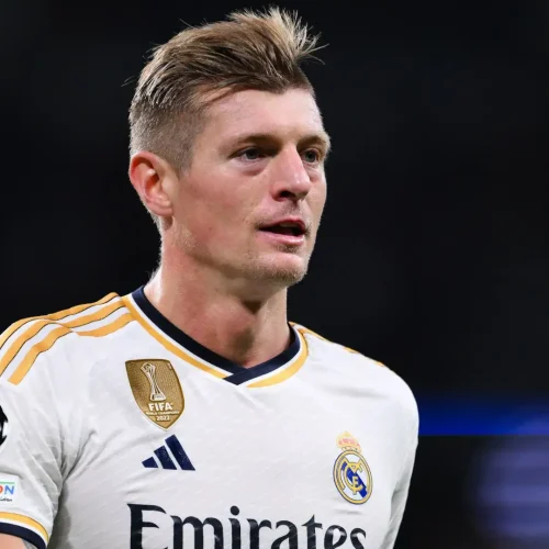 كروس يرد على أنشيلوتي: ما فعلته كان خطأ