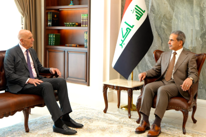 المبعوث الامريكي يثني على جهود القضاء العراقي باستيعاب سجناء داعش ورصانة التحقيقات