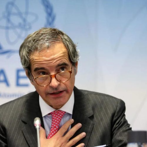 غروسي: مفاوضات جنيف بلغت ذروتها وتهديدات أمريكا لإيران "جدية"