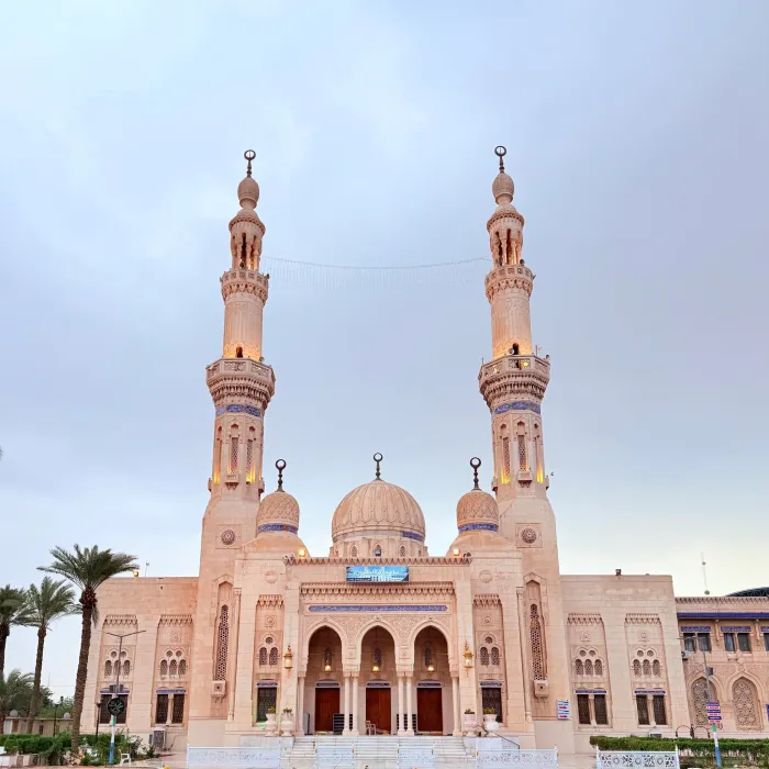 ديوان الوقف السني: مقدار زكاة الفطر 3000 دينار للفرد الواحد