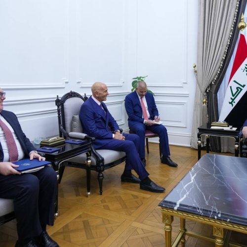 المبعوث الأمريكي ينقل إلى السوداني وجهة نظر ترامب ورؤيته للأوضاع الراهنة في المنطقة