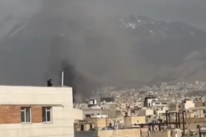 وسائل إعلام إيرانية: تقارير أولية عن وقوع انفجارات في مطار مهر آباد في طهران