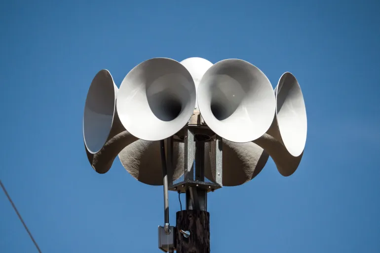 دوي انفجارات في الكويت وتفعيل صفارات الإنذار