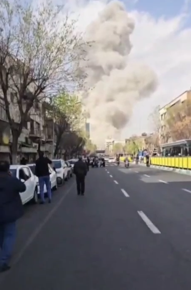 مسؤول أمريكي: سلاح الجو الإسرائيلي شن غارات على كبار القادة والزعماء السياسيين الإيرانيين