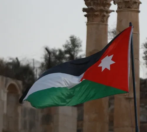 الأردن: لن نكون طرفاً في أي تصعيد إقليمي ولن نسمح لأي كان بانتهاك سيادتنا