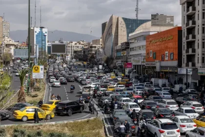 ‌‏أ ف ب: السلطات الإيرانية تطالب سكان طهران بمغادرة العاصمة