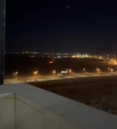 وسائل اعلام: الدفاعات الجوية تتصدى لهجوم بطائرة مسيرة على أطراف مطار أربيل