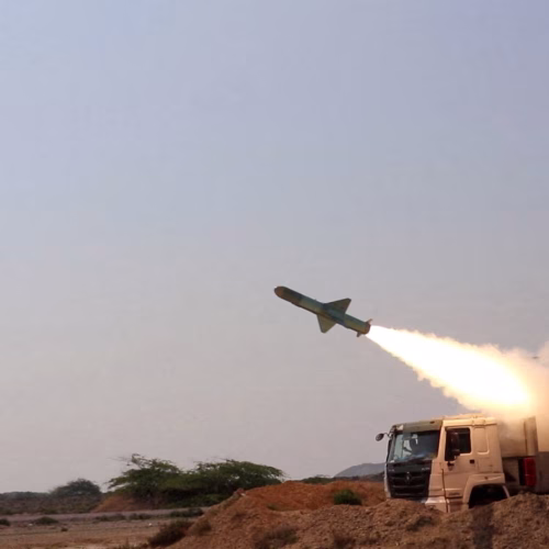 إيران تطلق دفعة جديدة من الصواريخ باتجاه اسرائيل