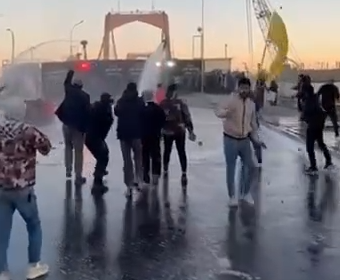 القوات الأمنية تمنع محتجين من التوجه إلى السفارة الأميركية وسط بغداد