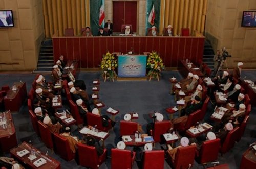 مجلس صيانة الدستور: مجلس القيادة المؤقت سيتولى مهام المرشد إلى حين اختيار مرشد جديد