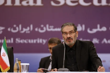 التلفزيون الإيراني يعلن اغتيال علي شمخاني مستشار المرشد