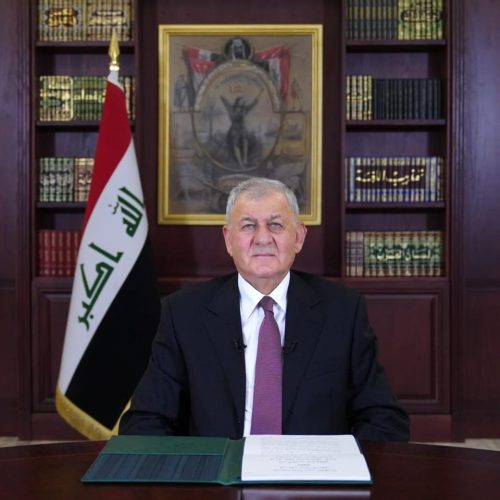 العلاقات العامة لمكتب الرئاسة تؤكد سلامة الرئيس الإيراني مسعود بزشكيان