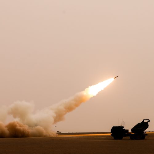 إطلاق صاروخين باتجاه قبرص حيث تمركز آلاف من أفراد القوات البريطانية