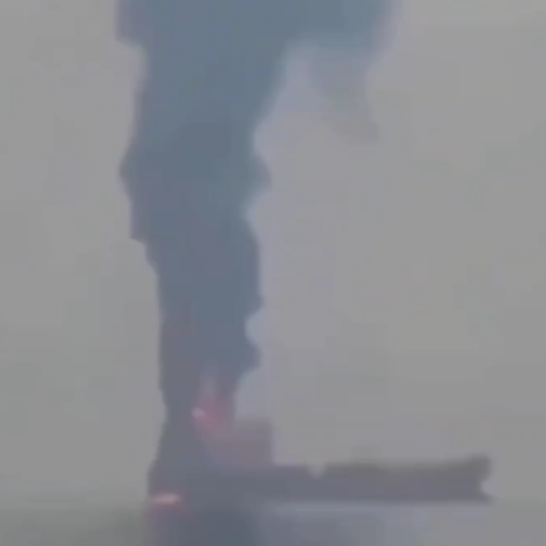 وسائل إعلام إيرانية: استهداف ناقلة نفط رفضت الامتثال لتحذيرات الحرس الثوري في مضيق هرمز