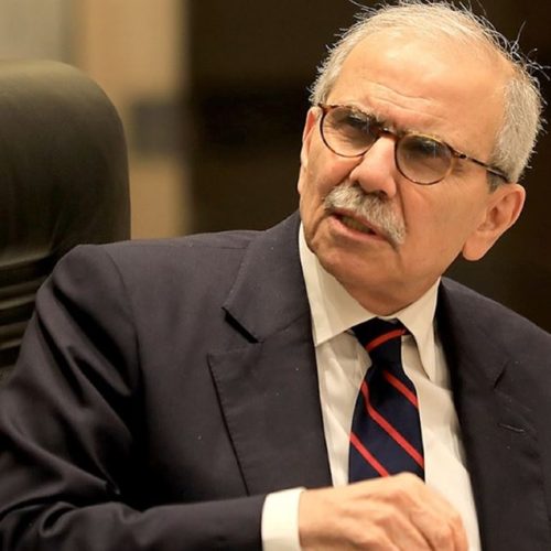 نواف سلام: عملية إطلاق الصواريخ من جنوب لبنان "عمل مشبوه وغير مسؤول"