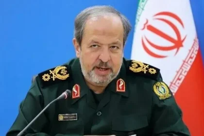 الرئيس الإيراني يعيّن العميد مجيد بن الرضا وزيراً للدفاع بالوكالة