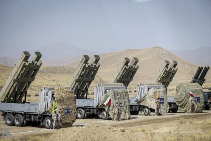 الحرس الثوري الإيراني يعلن استهداف منظومة دفاع صاروخي أمريكية من طراز "ثاد"