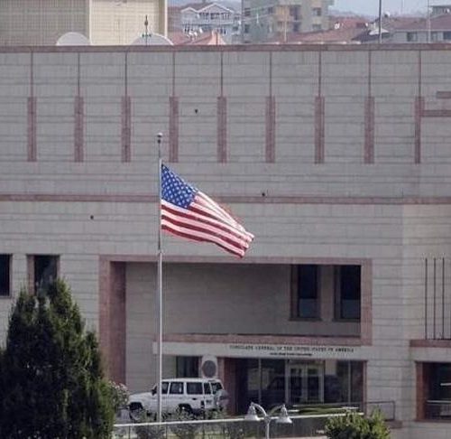 السفارة الأمريكية في لبنان: السفارة ستظل مغلقة حتى إشعار آخر نظرا للتوترات الإقليمية