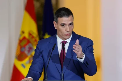 رئيس الوزراء الإسباني: حرب العراق أدت إلى عالم أكثر اضطراباً ونحن ضد الكارثة في إيران