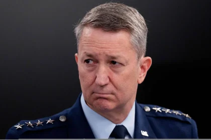 رئيس هيئة الأركان الأمريكية: سنبدأ توسيع عملياتنا وسنضرب العمق الإيراني