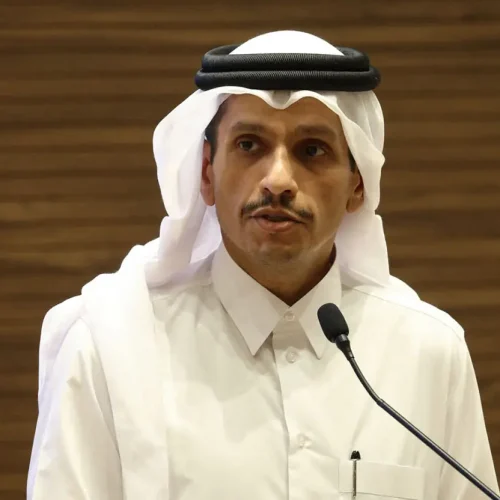 رئيس الوزراء القطري لـ"عراقجي": اعتداءات إيران لا يمكن أن تمر دون رد