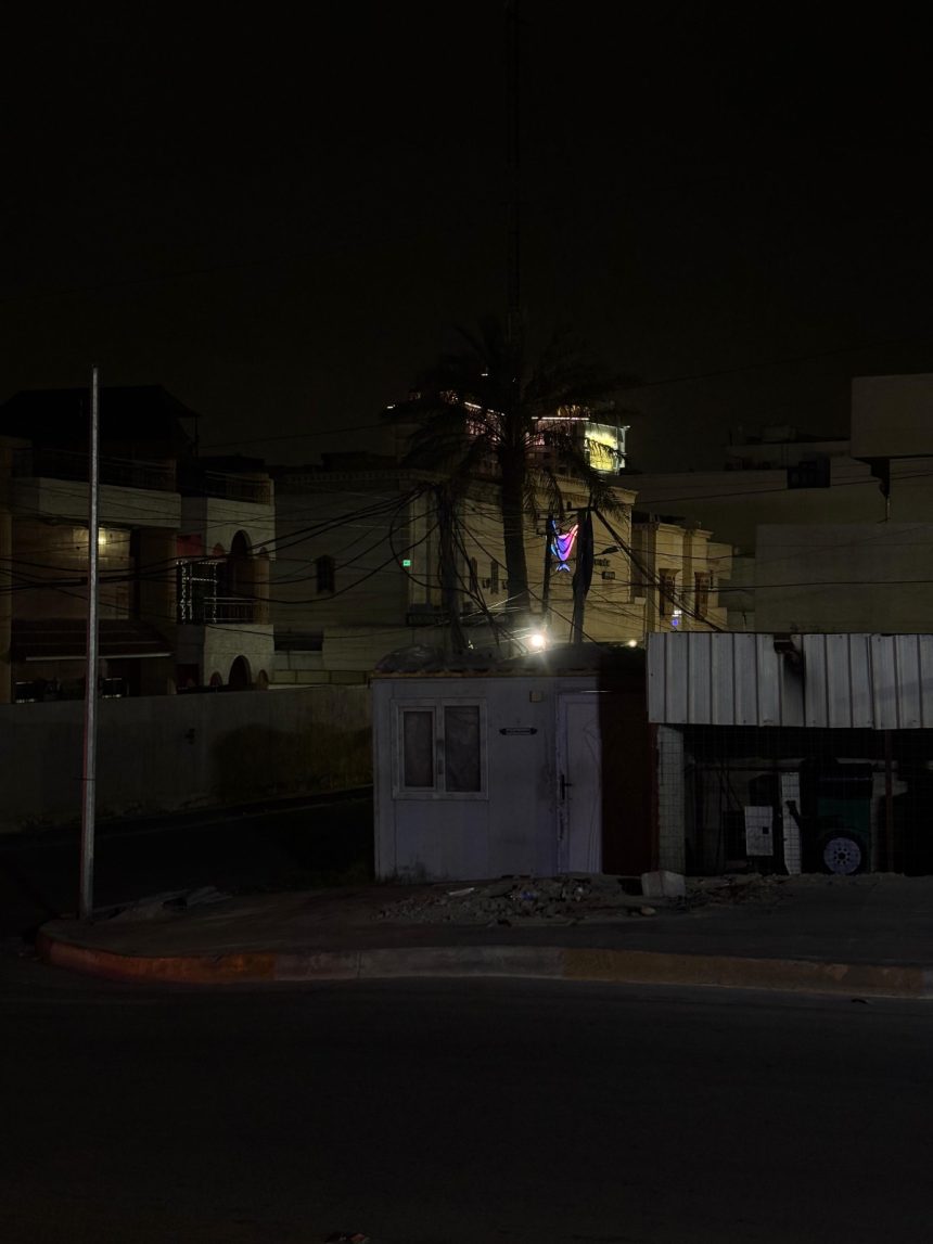 الكهرباء: الانطفاء التام حدث نتيجة انخفاض مفاجئ لإمداد الغاز بمحطة كهرباء الرميلة