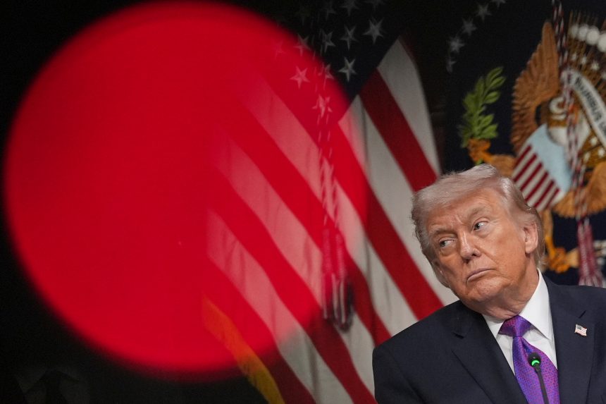 ترامب: أريد الانخراط شخصيا في اختيار قائد إيران الجديد