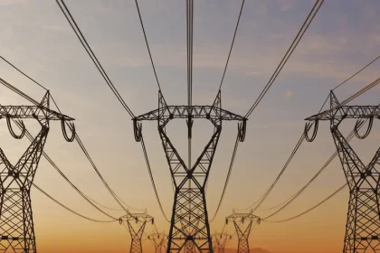 الشهر المقبل.. العراق يعلن دخول 500 ميغاواط من الربط الخليجي إلى الخدمة