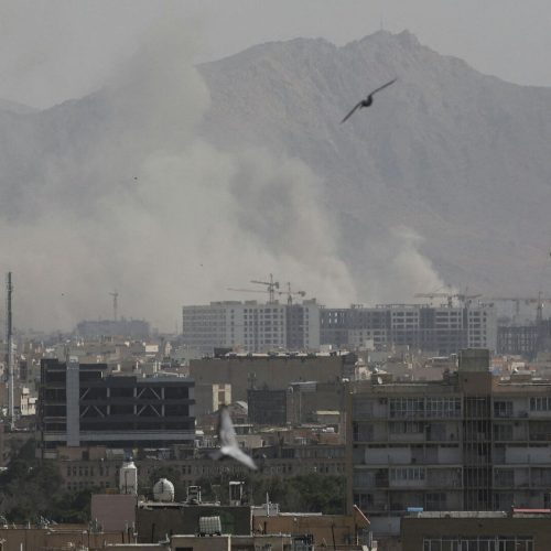 الحكومة الإيرانية: 30% من شهداء القصف على البلاد هم من الأطفال