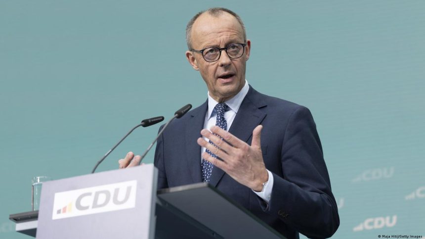 المستشار الألماني: نحذر من مخاطر تمس سيادة إيران ووحدة أراضيها