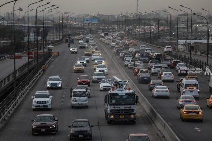 خلال سباق على الطريق السريع.. مصرع سائق "تكتك" وإصابة آخر نتيجة حادث سير شمالي بغداد