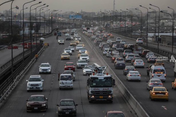 خلال سباق على الطريق السريع.. مصرع سائق "تكتك" وإصابة آخر نتيجة حادث سير شمالي بغداد