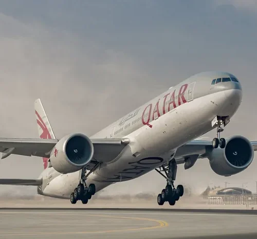 قطر تعلن استمرار تعليق الرحلات الجوية
