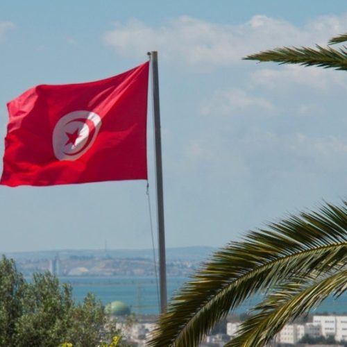 تونس تنفي دعوة رعاياها إلى مغادرة العراق