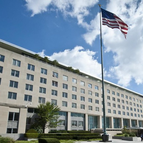 خارجية الولايات المتحدة تعلن إجلاء آلاف الأمريكيين من الشرق الأوسط